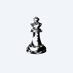 Design del tatuaggio semi-permanente Engraved Chess King di INKON – illustrazione in stile xilografia di re degli scacchi, 2 x 2 in (5x5cm), disponibile su inkon.co