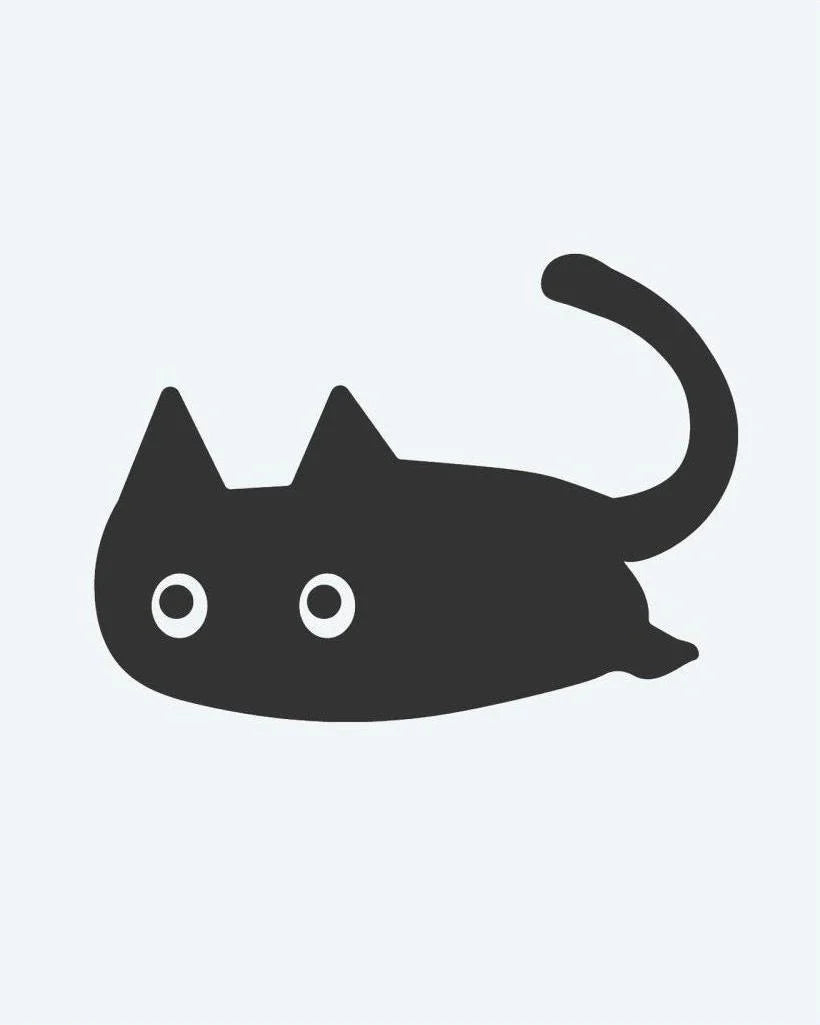 Design del tatuaggio semi-permanente Sneaky Cat di INKON – illustrazione di carina silhouette di gatto accovacciato con grandi occhi rotondi, 2 x 2 in (5x5cm), disponibile su inkon.co